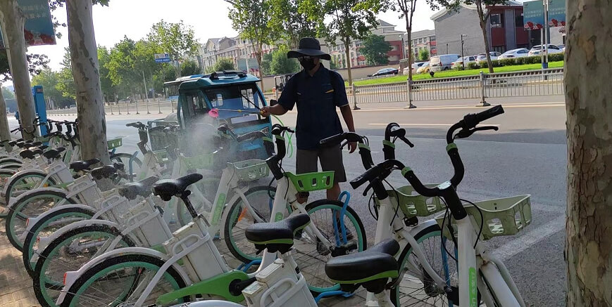 共享助力車每兩小時消殺一次，守護市民出行安全