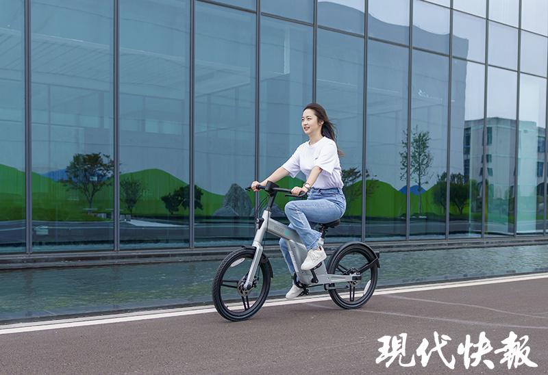 助力低碳生活，國(guó)內(nèi)首款量產(chǎn)民用型氫能自行車上路